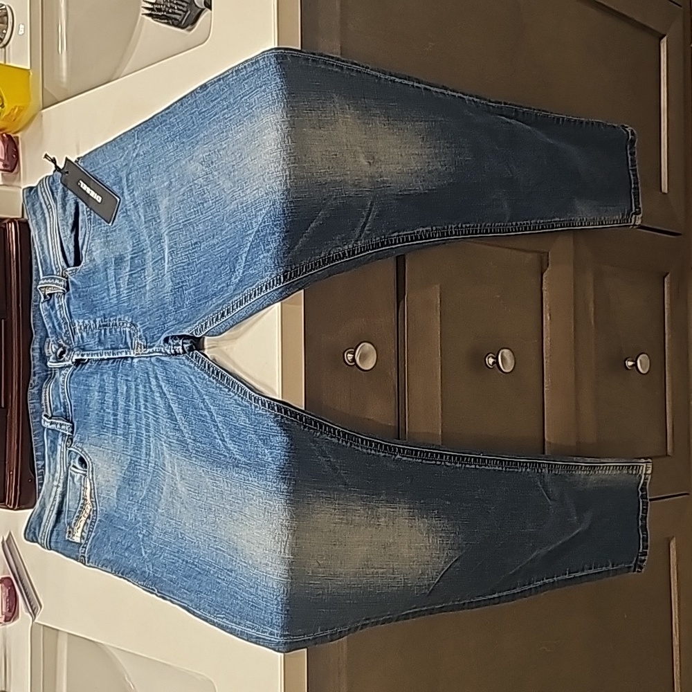 🆕️ Diesel Jeans Direct from Europe.